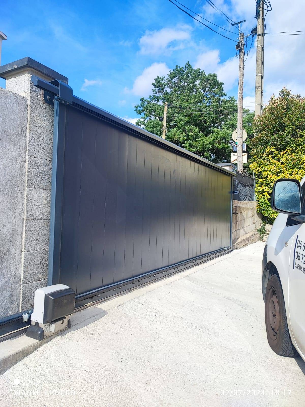 Installation de Portail Aluminium Sepalumic : Modernité et Sécurité pour Votre Entrée