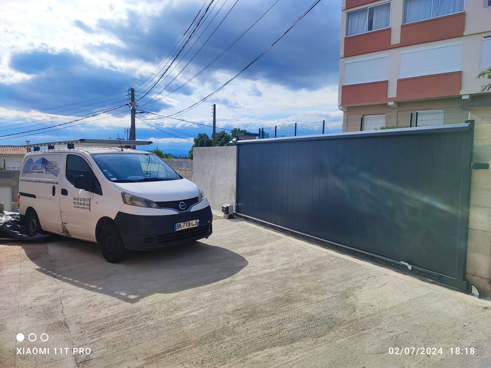 Installation de Portail Aluminium Sepalumic : Modernité et Sécurité pour Votre Entrée